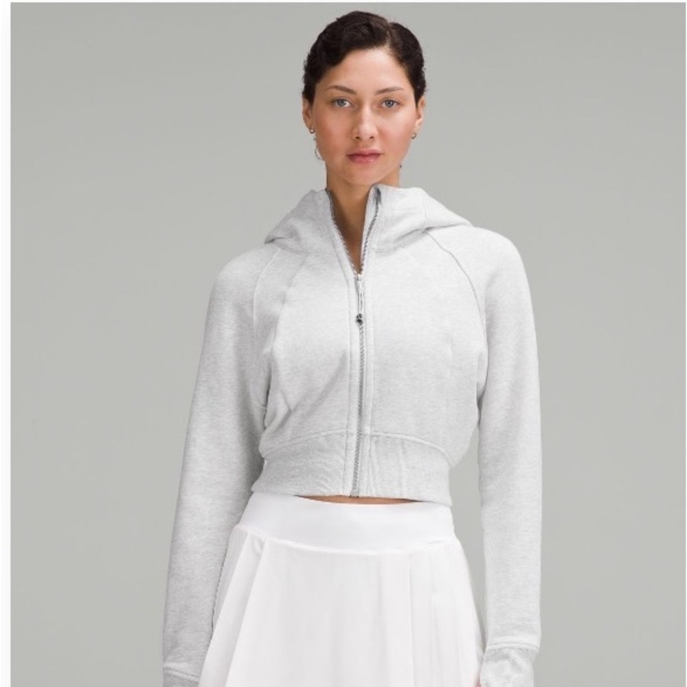 Lululemon Scuba Full-Zip
Cropped Gray Hoodie